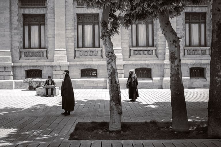 Untitled, MARYAM TAKHTKESHIAN